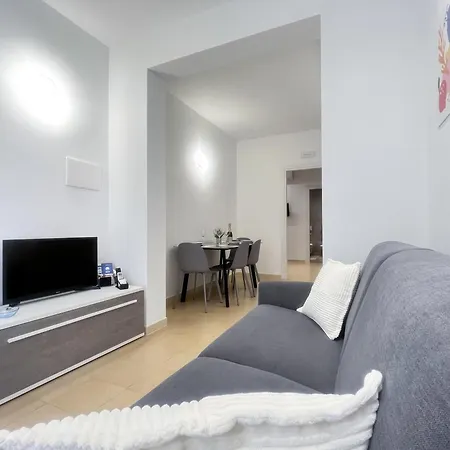 Centro Elpidio Blu - Spiaggia, Parcheggio Porto SantʼElpidio