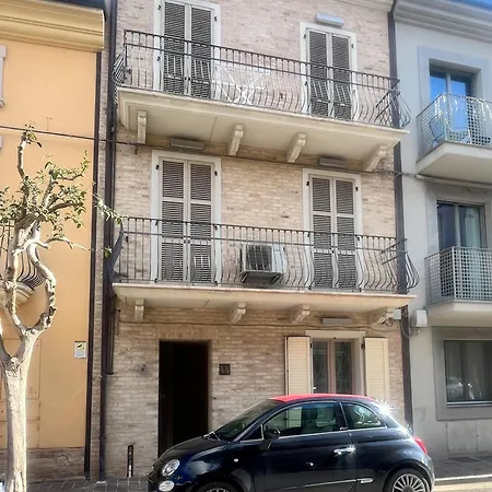 Centro Elpidio Blu - * Porto SantʼElpidio