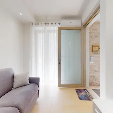 Centro Elpidio Blu Apartment *