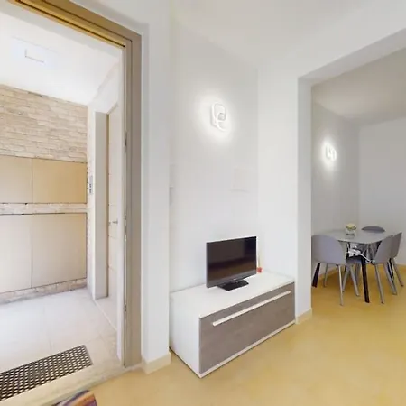 Centro Elpidio Blu Apartment