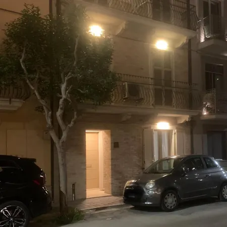 Centro Elpidio Blu - Spiaggia, Parcheggio * Porto SantʼElpidio