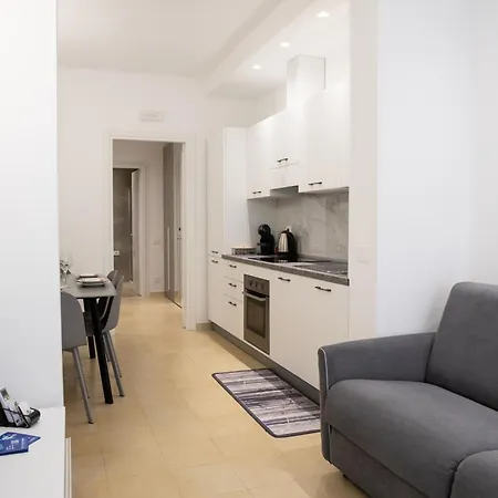 Centro Elpidio Blu - Spiaggia, Parcheggio *