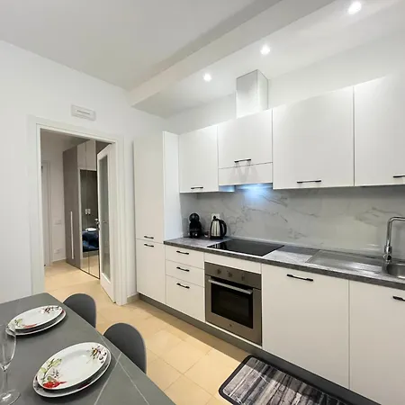 Centro Elpidio Blu - Spiaggia, Parcheggio *